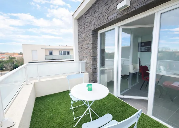 Apartmán : 4 Pers Avec Terrasse, Parking Et Wifi - Fr-1-309-555 *