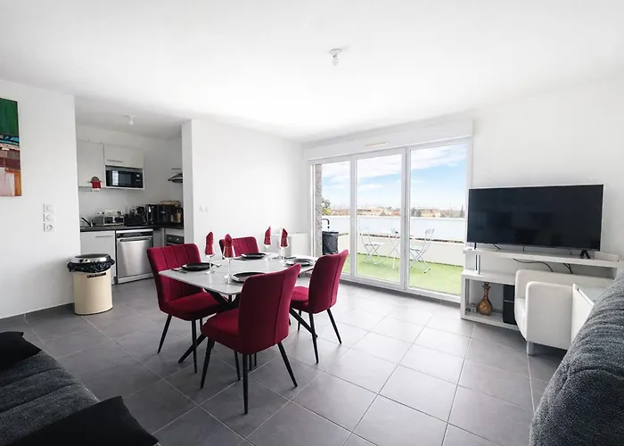 Apartmán : 4 Pers Avec Terrasse, Parking Et Wifi - Fr-1-309-555