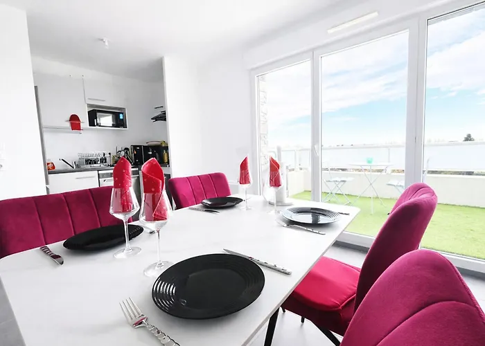 Apartment : 4 Pers Avec Terrasse, Parking Et Wifi - Fr-1-309-555